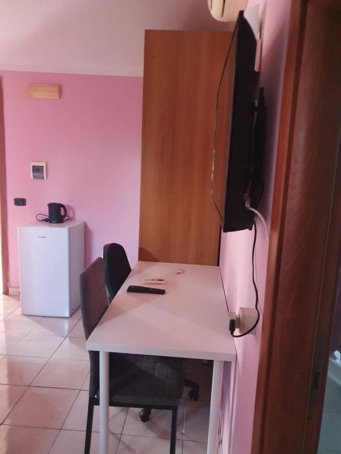 Royal Palace Gate Guest house San Nicola La Strada